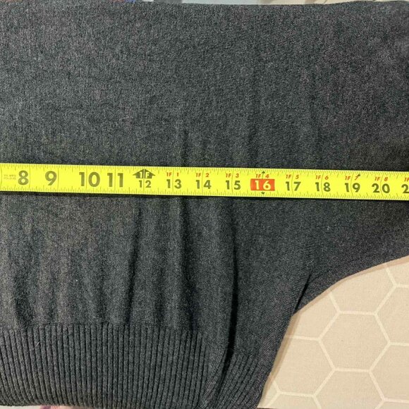 Cable & Gauge Grey Dolman Mid-Length Sleeve Sweater, SIZE SMALL - Picture 8 of 11